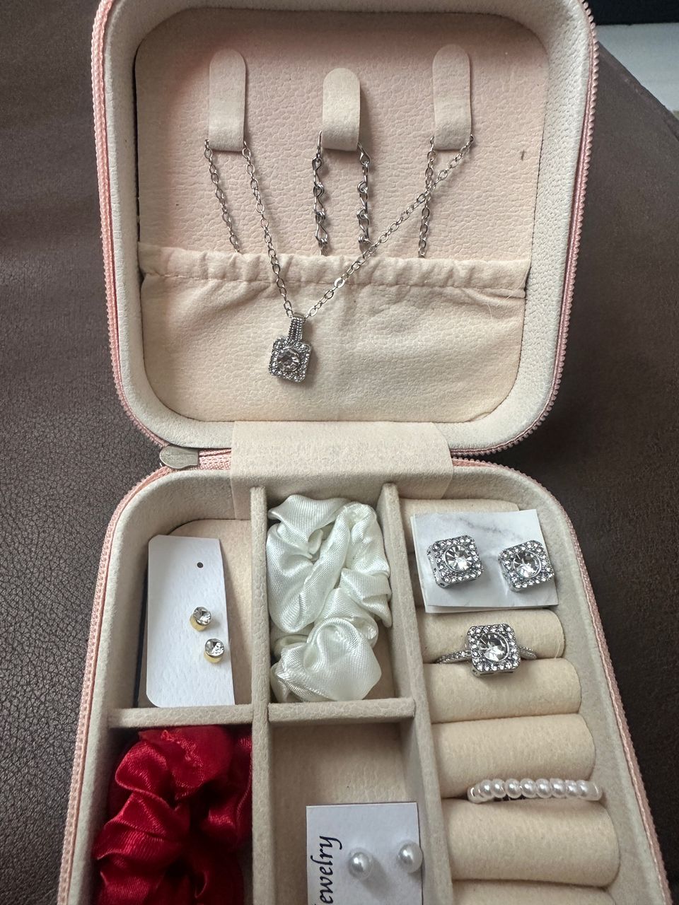Luxury Travel Jewelry Organizer Box with Necklace, Earrings & Ring Set 💎✨